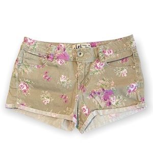 L.E.I. Ashley Lowrise Floral Short Shorts